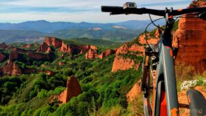 Rutas en bicicleta eléctrica por El Bierzo | Ruta El Oro Romano
